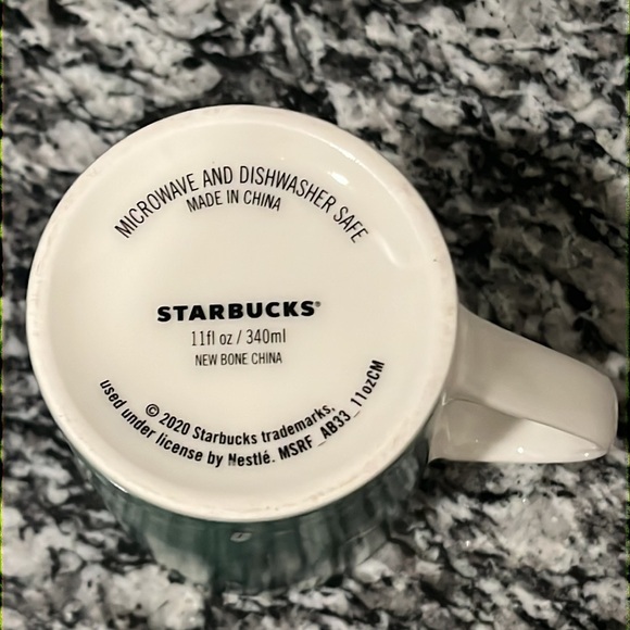 💚 Starbucks Holiday Christmas Lights Mug Green 11 oz - Picture 7 of 8